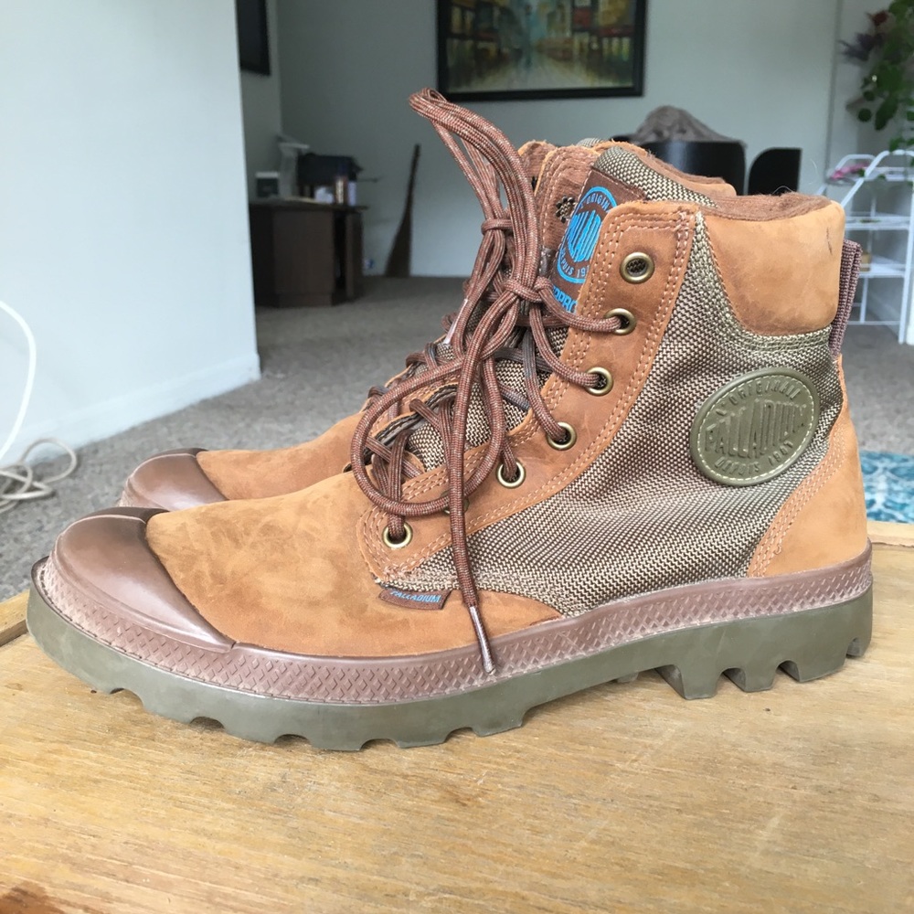 Palladium waterproof boots
